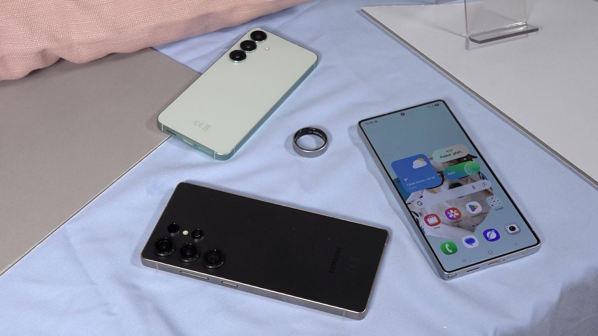 Vlajková loď Samsungu zlevnila o 12 000 korun. Čeká se na nástupce